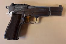 Browning_FN_GP35_Capitan_9mm