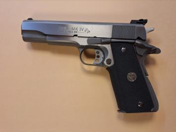 Colt_series_80_MARK_IV_1911_Government_stainless_9mm